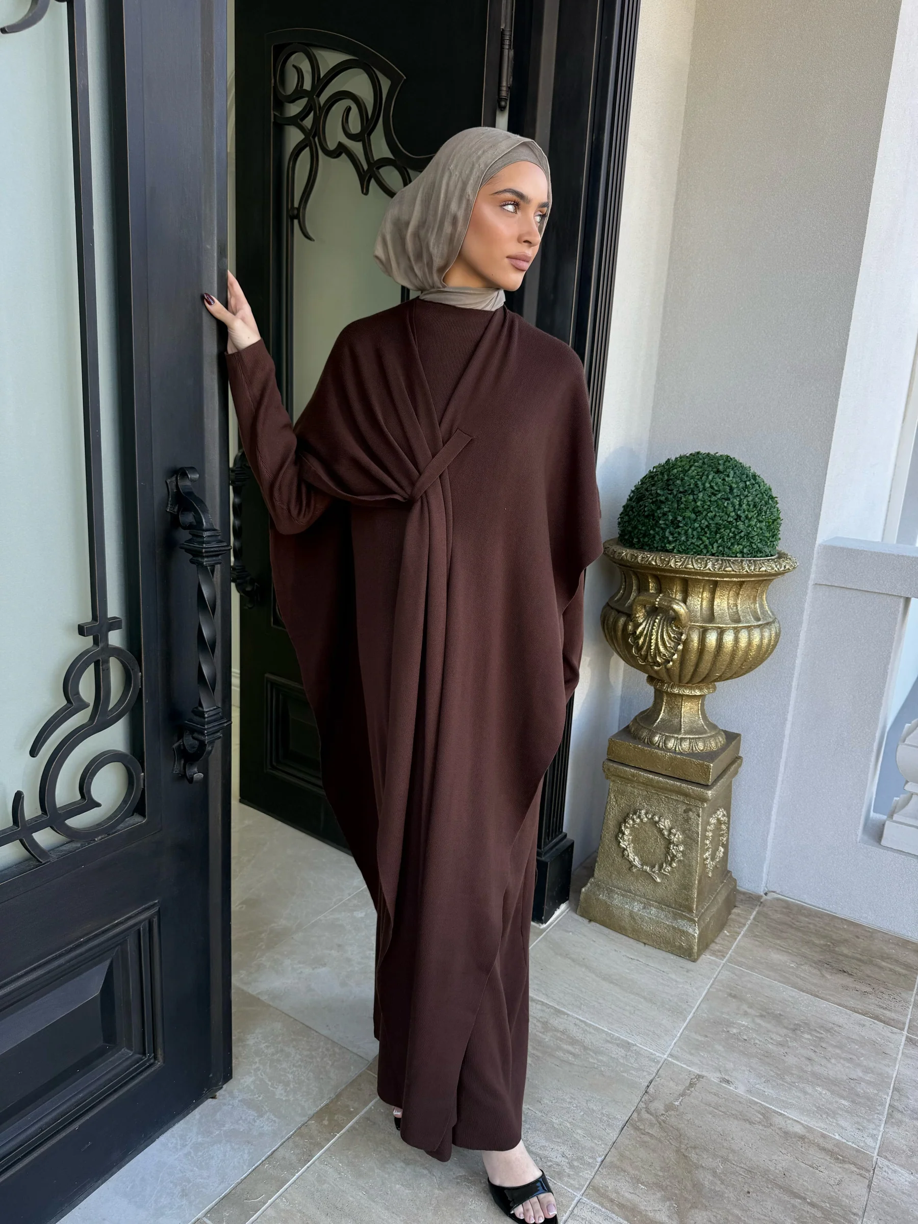Elevated Modesty, Effortless Australian Style